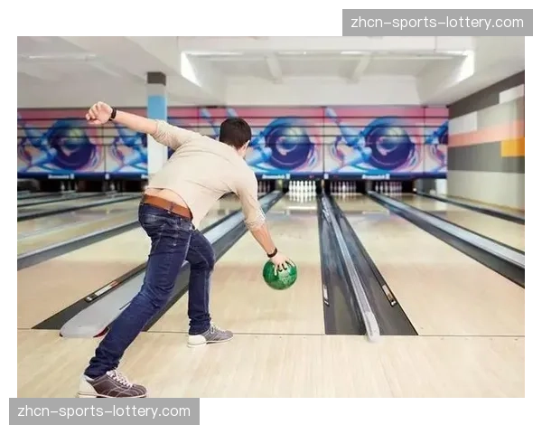 罕见场内地滚球全垒打，因球场设计缺陷引热议